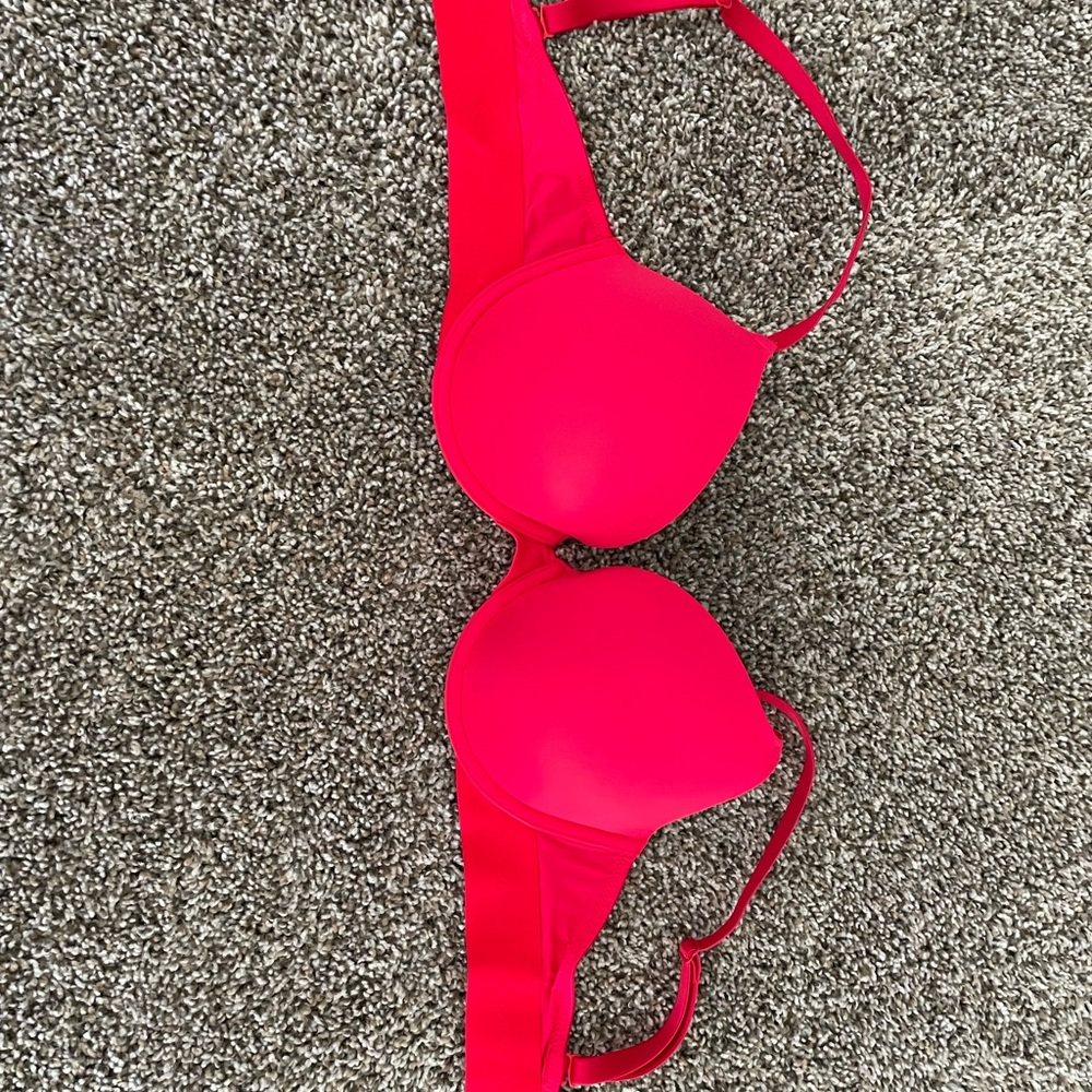 VS PINK Vibrant Red Push Up Bra 36C